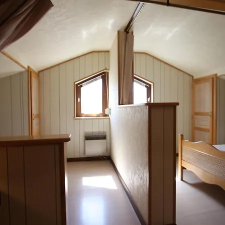 Familial Avec Salle De Jeux, Cheminee, Terrasse Et Proche De Sites Touristiques - Fr-1-589-186 Holiday home *