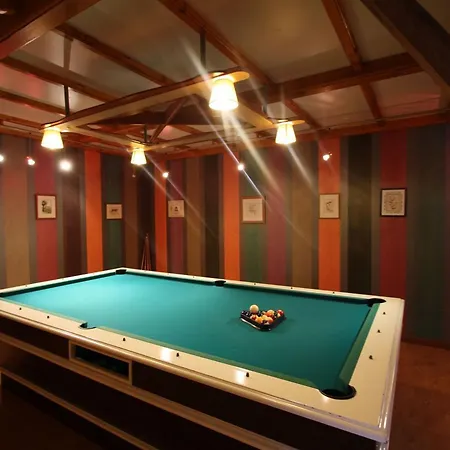 Familial Avec Salle De Jeux, Cheminee, Terrasse Et Proche De Sites Touristiques - Fr-1-589-186 Holiday home *